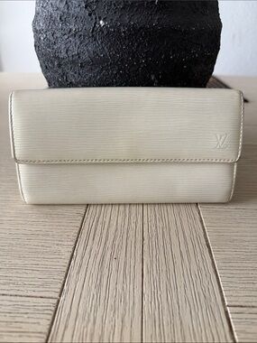 Louis Vuitton Cream Epi Leather Flap Wallet